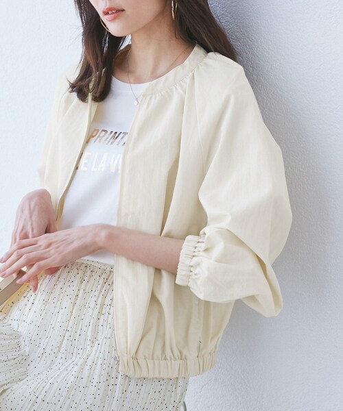 ROPE' PICNIC（ロペピクニック）の「【撥水加工・花粉ガード】リサイクルナイロンブルゾン（ブルゾン・レディース・チャコール/ホワイト系/ベージュ・38）」の4枚目の写真