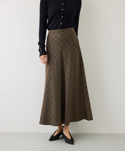 ROPE'(ロペ)の「【J'aDoRe・一部店舗限定サイズ】ラメチェックマーメイドスカート/セットアップ対応・イージーケア(スカート・レディース・ブラウン系・36/38)」の6枚目の写真