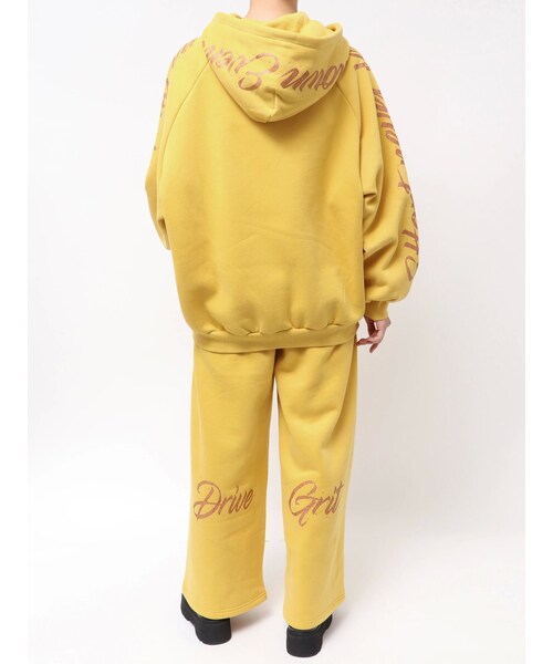 EVRIS（エヴリス）の「【PSYCHIC FEVER × EVRIS】シャイニースウェット SET UP（パーカー・レディース・グレー/ブラック/マスタード・S/M）」の10枚目の写真