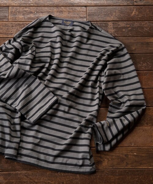 ADAM ET ROPE'(アダムエロペ)の「《別注》【Le Minor/ルミノア】 L/S SIGNATURE BASQUE(Tシャツ/カットソー・メンズ・ライトグレー/ダークブラウン/ダークブラウン系/ブラウン・L/M/S)」の5枚目の写真