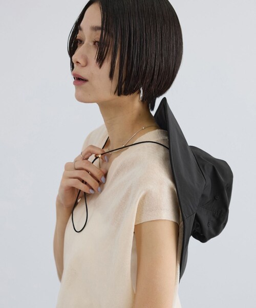 ADAM ET ROPE'（アダムエロペ）の「2WAYレイヤーハット / 撥水・UVケア・取り外し可（ハット・レディース・ブラック/ベージュ系・F）」の4枚目の写真