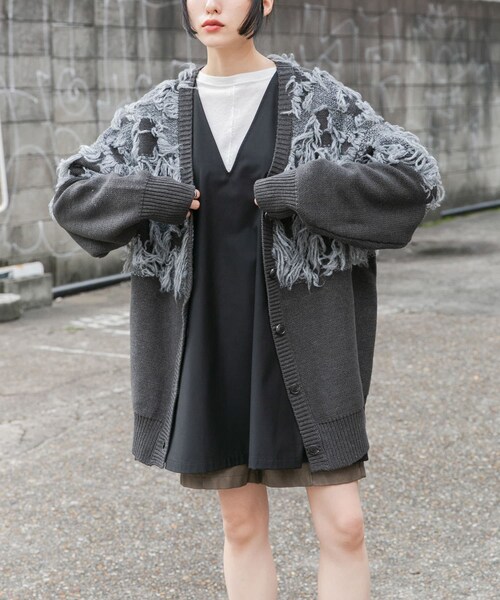 KBF(ケイビーエフ)の「ジャガードフリンジカーディガン(カーディガン/ボレロ・レディース・BLUE/IVORY/KHAKI/BLACK・one)」の19枚目の写真