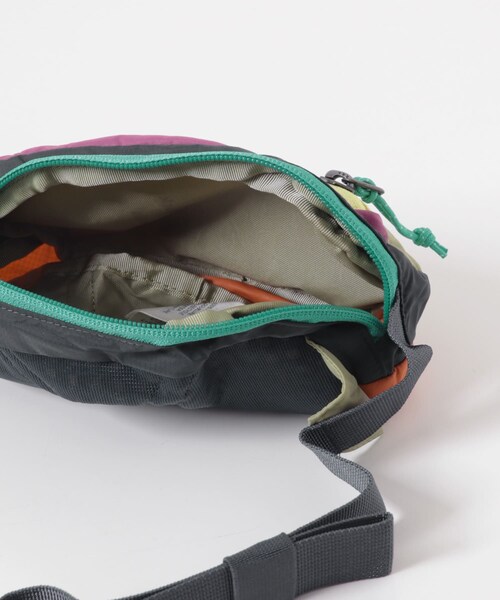 URBAN RESEARCH DOORS(アーバンリサーチドアーズ)の「patagonia TERRAVIA MINIHIPPACK(ボディバッグ/ウエストポーチ・レディース・BLK/PWGT/FDMG・One)」の13枚目の写真