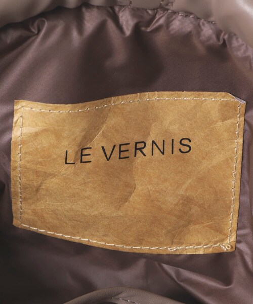 URBAN RESEARCH Sonny Label（アーバンリサーチサニーレーベル）の「LE VERNIS　キルティングクラッチ（クラッチバッグ・レディース・モカ/ブラック/シルバー・one）」の14枚目の写真