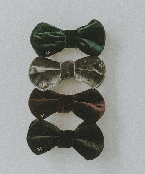 ADAM ET ROPE'(アダムエロペ)の「【J'aDoRe・店舗限定】【MALUS /マリュス】Bowtie barette / velvet(バレッタ/ヘアクリップ・レディース・ブラック/チャコール/グリーン/ワイン・F)」の10枚目の写真