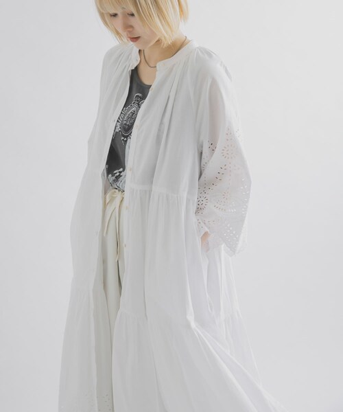 THE GOODLAND MARKET（ザグッドランドマーケット）の「FANAKA　ティアードドレス（ワンピース・レディース・WHITE/BLACK/BLUE・Free）」の7枚目の写真