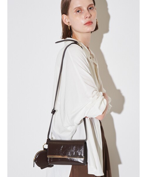 ELENDEEK（エレンディーク）の「3WAY BELT BAG（ショルダーバッグ・レディース・オフホワイト/ブラック/ブラウン・F）」の11枚目の写真