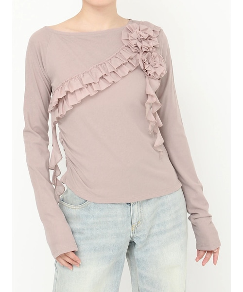 CALNAMUR（カルナムール）の「コサージュフリルオフショルトップス（Tシャツ/カットソー・レディース・ホワイト/チャコールグレー/ピンク・F）」の5枚目の写真