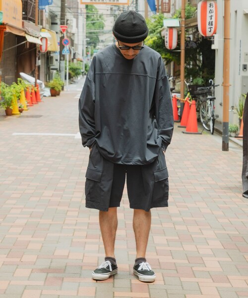 URBAN RESEARCH(アーバンリサーチ)の「Wide Dad BREEZY TECH CARGO SHORTS(その他パンツ・メンズ・D.NAVY/BLACK/CHARCOAL・1/2)」の20枚目の写真