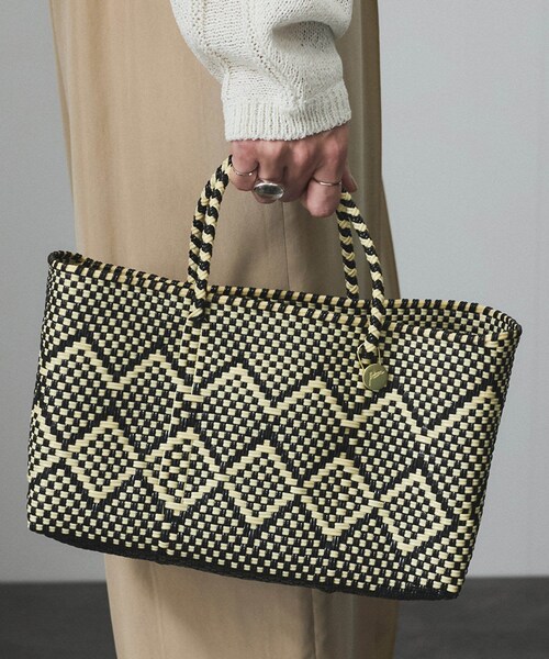 ADAM ET ROPE'（アダムエロペ）の「【Letra（レトラ）for SALON】PRAYA short XS/プラヤメル（かごバッグ・レディース・ブラック/ブラック系/オレンジ系・F）」の11枚目の写真