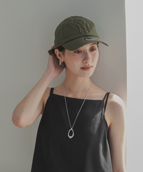 URBAN RESEARCH(アーバンリサーチ)の「『別注』New Era×URBAN RESEARCH CASUAL CLASSIC(キャップ・レディース・GRAPHITE/ASH BROWN/NEW OLIVE/PIN ROUGE・-)」の22枚目の写真