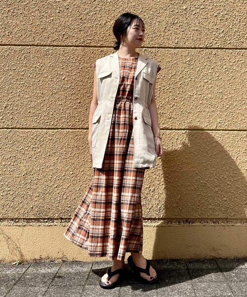 ITEMS URBANRESEARCH（アイテムズ アーバンリサーチ）の「ミリタリーベスト（ベスト・レディース・GRN/BEG/BLK・FREE）」の13枚目の写真