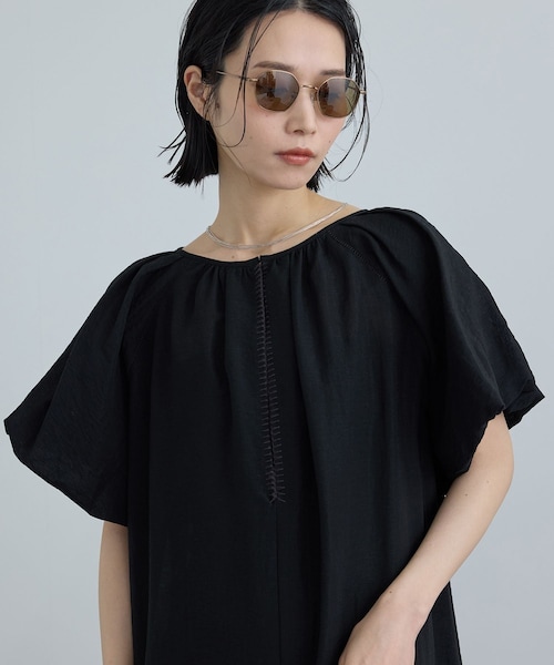 ADAM ET ROPE'（アダムエロペ）の「【WEB限定】2WAYリネンブレンドエンブロイダリーワンピース（ワンピース・レディース・ブラック/カーキ/レッド系・F）」の5枚目の写真
