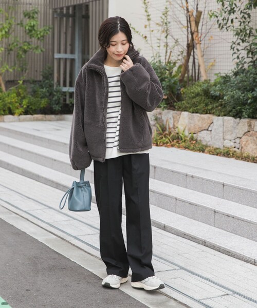 URBAN RESEARCH DOORS(アーバンリサーチドアーズ)の「ZIPボアブルゾン(テーラードジャケット・レディース・OFF/CHARCOAL・Free)」の17枚目の写真