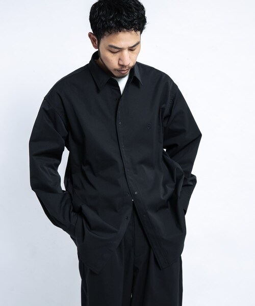 EKAL(エカル)の「SOLOTEXツイルレギュラーカラーシャツ(シャツ/ブラウス・メンズ・ネイビー/ブラック・M/L)」の15枚目の写真