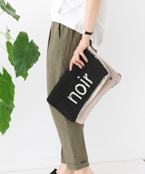URBAN RESEARCH DOORS（アーバンリサーチドアーズ）の「バイカラー編みロゴクラッチ∴（クラッチバッグ・レディース・NOIR/MARIN・one）」の5枚目の写真