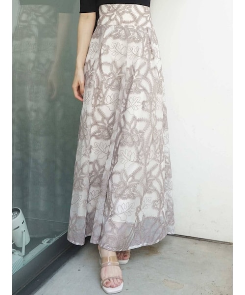 MERCURYDUO（マーキュリーデュオ）の「コード刺繍フレアスカート  