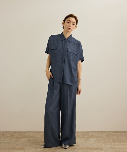 ROPE'（ロペ）の「【洗える・カセット服】バックサテン ドルマンブラウス/お仕事・通勤・セットアップ対応（シャツ/ブラウス・レディース・ベージュ/ネイビー/ネイビー系・36/38）」の14枚目の写真