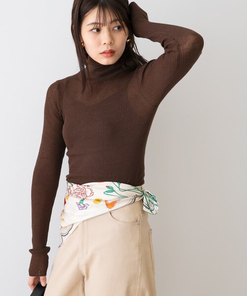 URBAN RESEARCH ROSSO（アーバンリサーチロッソ）の「F by ROSSO　ウォッシャブルシアーリブタートルニット（ニット/セーター・レディース・L/GRAY/RED/BLACK/BROWN・Free）」の19枚目の写真