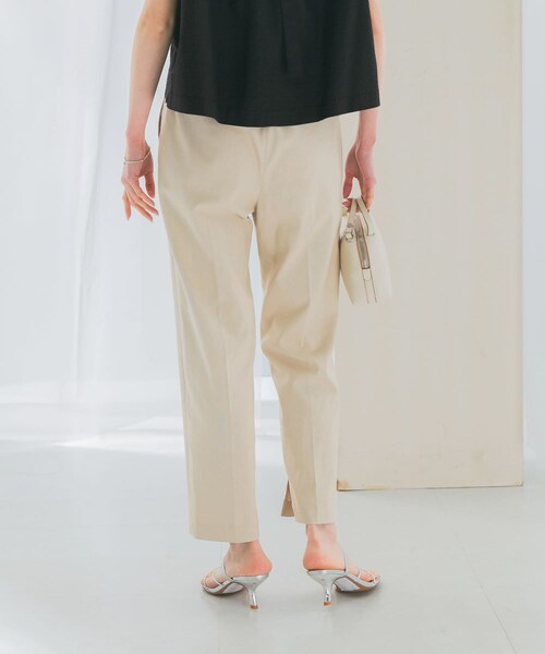 URBAN RESEARCH ROSSO（アーバンリサーチロッソ）の「ウォッシャブルイージーテーパードパンツ（その他パンツ・レディース・BLACK/L/GREIGE/GREEN・FREE）」の19枚目の写真
