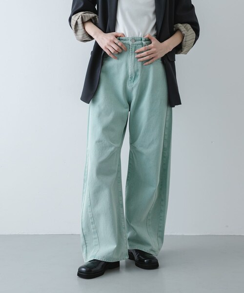 SENSE OF PLACE by URBAN RESEARCH(センスオブプレイスバイアーバンリサーチ)の「カーブデニム(デニムパンツ・レディース・BEIGE/D.INDIGO/GRAY/MINT・S/M/L)」の3枚目の写真