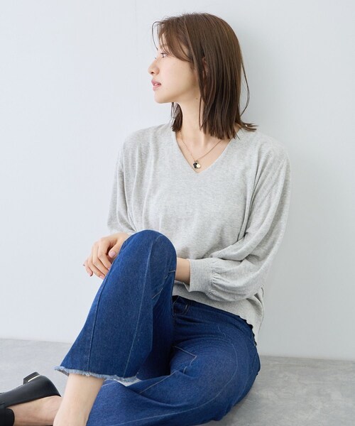 Jayro（ジャイロ）の「ピュアコットンカルマネックプルオーバー（ニット/セーター・レディース・スミクロ/ライトグレー/オフホワイト・F）」の16枚目の写真