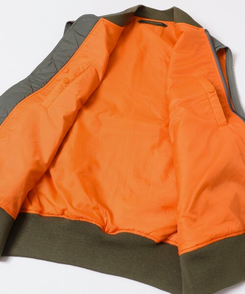 URBAN RESEARCH(アーバンリサーチ)の「The DUFFER N NEPHEWS CUT OFF FLIGHT VEST(ベスト・メンズ・BLACK/SAGE GREEN・M)」の11枚目の写真