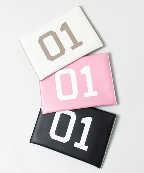 URBAN RESEARCH Sonny Label（アーバンリサーチサニーレーベル）の「01プリントレザークラッチバッグ（クラッチバッグ・レディース・ブラック/アイボリー/ピンク・one/One）」の9枚目の写真