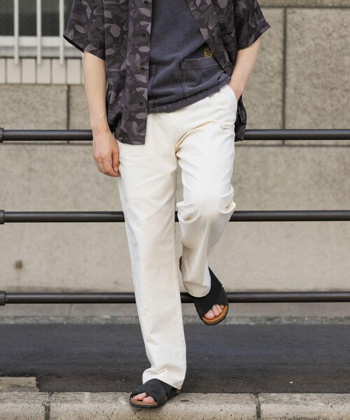 ITEMS URBANRESEARCH(アイテムズ アーバンリサーチ)の「リネンレーヨン ウエストイージー トラウザー(その他パンツ・メンズ・OFF WHITE/BLACK/MOCHA/D.BLUE・M/L)」の8枚目の写真
