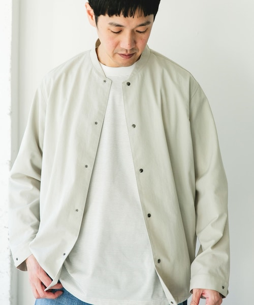 URBAN RESEARCH DOORS（アーバンリサーチドアーズ）の「『イージーケア/速乾/UVカット』クイックドライ ノーカラーライトブルゾン（ブルゾン・メンズ・CHALK/BLUEGREEN/CHARCOAL・M/L）」の2枚目の写真