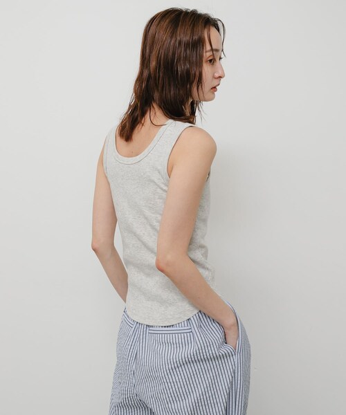 SENSE OF PLACE by URBAN RESEARCH(センスオブプレイスバイアーバンリサーチ)の「2WAYヘンリータンクトップ(タンクトップ・レディース・OFF WHITE/BLACK/L.GRAY・One)」の20枚目の写真