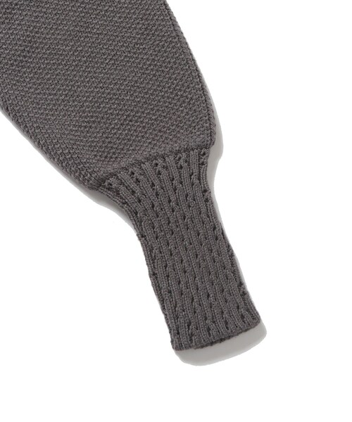 ADAM ET ROPE'(アダムエロペ)の「【KYOU/キョウ】WOOD Bulky Yarn Military Cardigan(カーディガン/ボレロ・メンズ・グレー・2)」の6枚目の写真