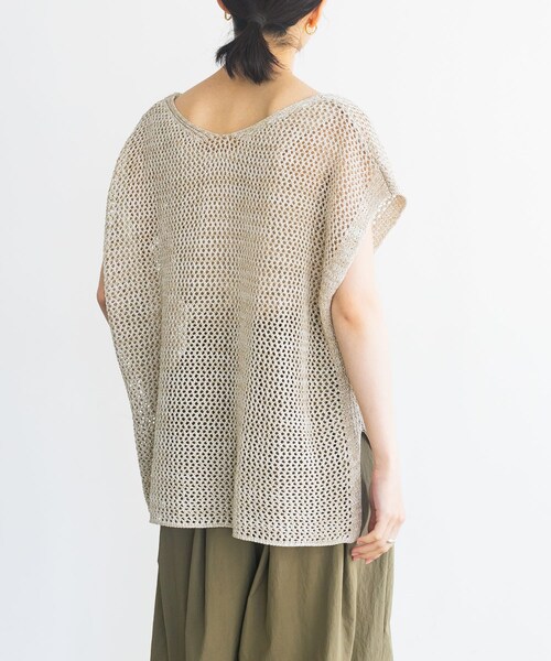 URBAN RESEARCH（アーバンリサーチ）の「メランジメッシュニット（ニット/セーター・レディース・CHARCOAL/BEIGE/GREEN・FREE）」の16枚目の写真