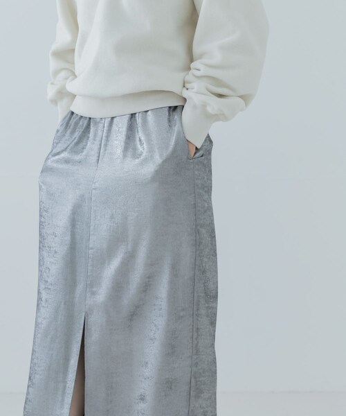 URBAN RESEARCH(アーバンリサーチ)の「グリッターロングスカート(スカート・レディース・SILVER/BROWN・FREE)」の18枚目の写真