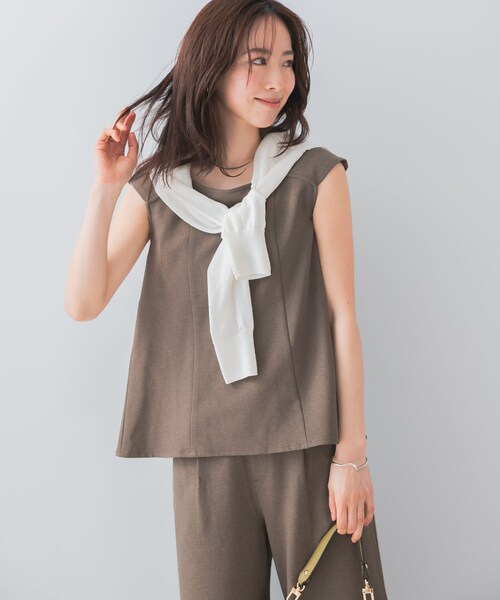 URBAN RESEARCH ROSSO(アーバンリサーチロッソ)の「『UR TECH DRYLUXE』F by ROSSO フレンチブラウス+ワイドパンツ(セットアップ・レディース・MOCHA/BEIGE/BLACK・36/38)」の17枚目の写真