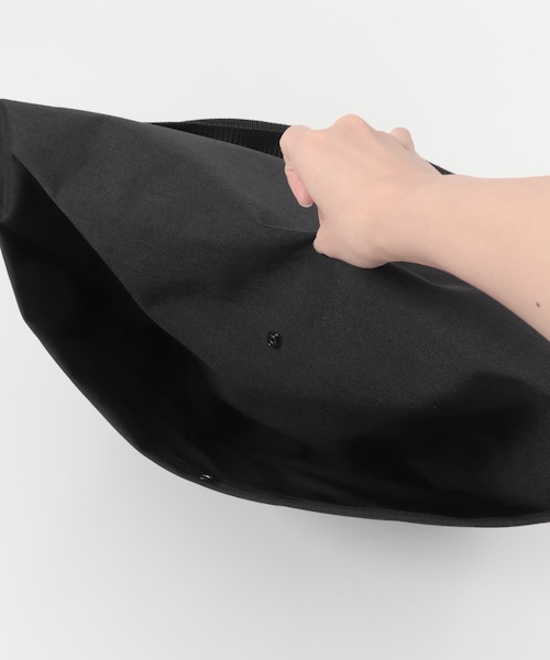 URBAN RESEARCH（アーバンリサーチ）の「OUTDOOR PRODUCTS　GOFFS（ショルダーバッグ・メンズ・BLACK・One）」の9枚目の写真