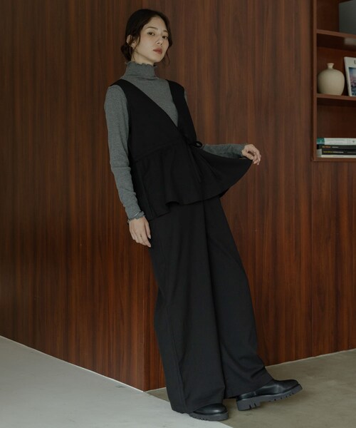 URBAN RESEARCH Sonny Label（アーバンリサーチサニーレーベル）の「ペプラムオールインワン（つなぎ/オールインワン・レディース・ブラック/グレー・36/38）」の8枚目の写真