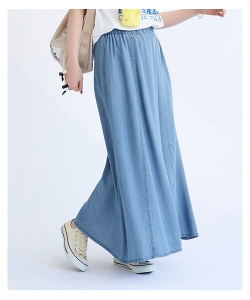 nissen（ニッセン）の「大きいサイズ ［接触冷感］とろみテンセル１００％ボリュームフレアデニムスカート（ゆったりヒップ）（デニムスカート・レディース・ライトブルー/ネイビー/ネイビー系ストライプ・L/LL/3L/4L/5L/6L/8L/10L）」の5枚目の写真