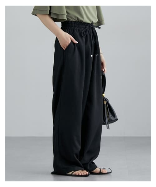 nissen（ニッセン）の「麻調合繊素材スラックスパンツ（スラックス・レディース・アイボリー/グレー/ブラック/カーキ(新色)・M/L/LL）」の5枚目の写真