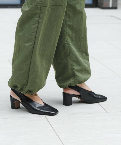 URBAN RESEARCH（アーバンリサーチ）の「『別注』『MADE IN JAPAN』 MILLIWM×URBAN RESEARCH　ヒールパンプス（パンプス・レディース・SILVER/BLACK/KHAKI・36/37/38）」の11枚目の写真