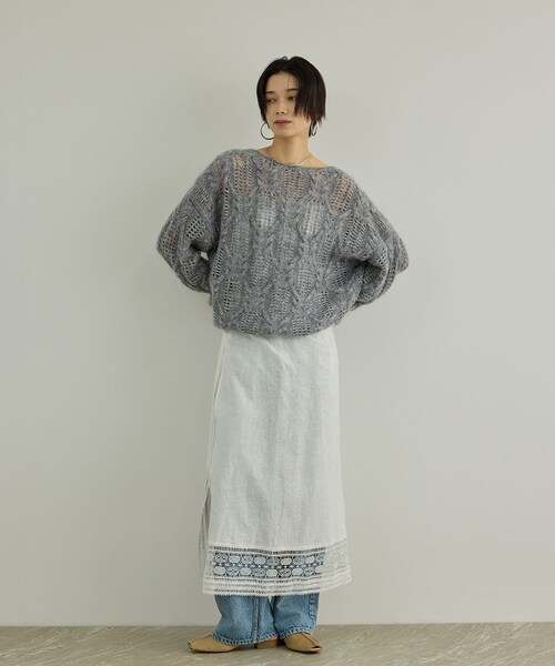 ADAM ET ROPE'（アダムエロペ）の「シアーモヘアケーブルプルオーバー（ニット/セーター・レディース・グレー/オフホワイト/サックス/ピンク系・F）」の6枚目の写真