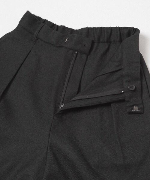 URBAN RESEARCH ROSSO（アーバンリサーチロッソ）の「『UR TECH』ストレートスラックス（その他パンツ・レディース・BEIGE/BLACK・36/38）」の7枚目の写真