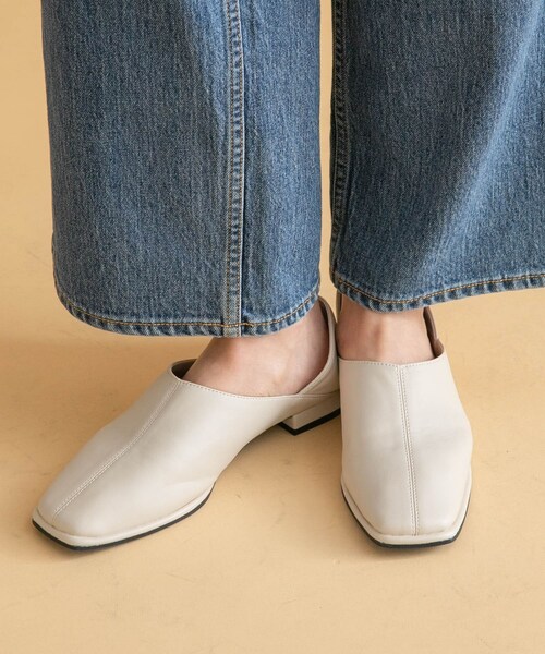 URBAN RESEARCH Sonny Label（アーバンリサーチサニーレーベル）の「スクエアフラットスリッポン（スリッポン・レディース・ブラック/エクリュ/ブラウン・S/M/L）」の5枚目の写真