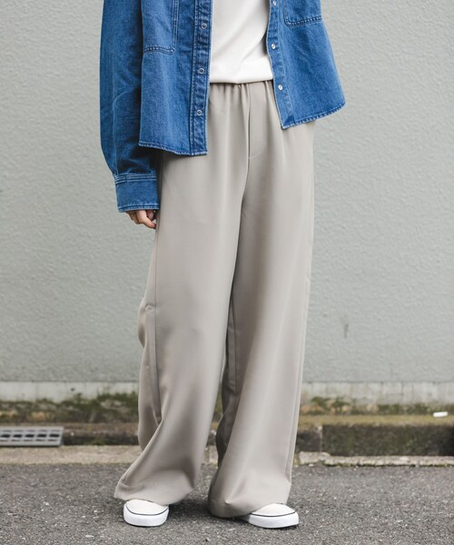 URBAN RESEARCH DOORS（アーバンリサーチドアーズ）の「FORK&SPOON　ダブルクロスイージーパンツ（その他パンツ・レディース・BLACK/BEIGE・1/2）」の2枚目の写真