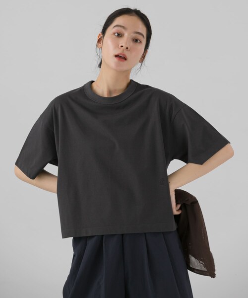 EKAL（エカル）の「『UR TECH ひやサラクール』ロゴ刺繍 Tシャツ（Tシャツ/カットソー・レディース・ホワイト/チャコール/イエロ-・One）」の15枚目の写真