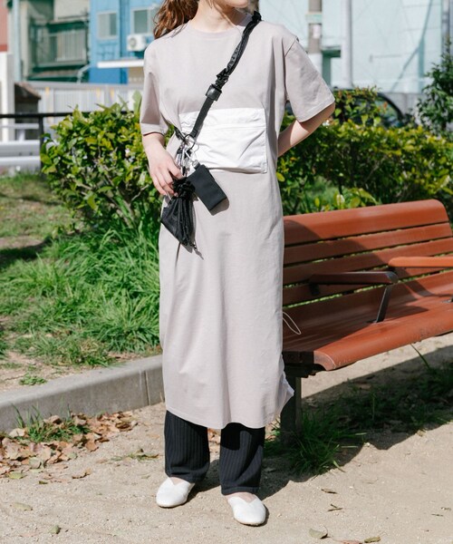 ITEMS URBANRESEARCH（アイテムズ アーバンリサーチ）の「【一部WEB限定カラー】ユーティリティループベルト（ショルダーバッグ・メンズ・BLACKxPPL/BLACK/LEMON/GREIGE/GREIGExWH/BLACKxKHK・one）」の9枚目の写真