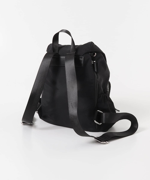 SENSE OF PLACE by URBAN RESEARCH（センスオブプレイスバイアーバンリサーチ）の「撥水マルチポケットナイロンリュック（バックパック/リュック・レディース・BLACK/BROWN・one）」の9枚目の写真