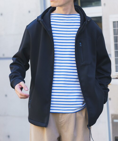 ITEMS URBANRESEARCH(アイテムズ アーバンリサーチ)の「調温機能ストレッチダンボールパーカー(楽着シリーズ)(パーカー・メンズ・BLK/GRY/NVY・M/L)」の10枚目の写真