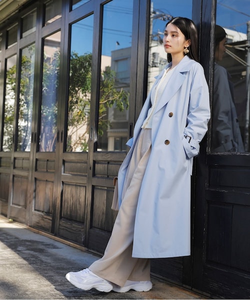 VIS（ビス）の「【定番人気】【撥水/UVケア】後ろタックトレンチコート スプリングコート（トレンチコート・レディース・キナリ/ベージュ/サックス・F）」の7枚目の写真