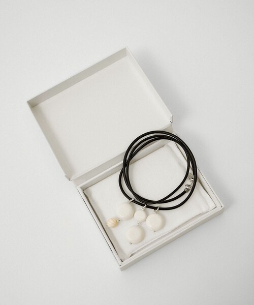 ADAM ET ROPE'(アダムエロペ)の「【Sapir Bachar(サピアバシャール)】CARVED CORAL BELT(ベルト・レディース・その他・F)」の11枚目の写真